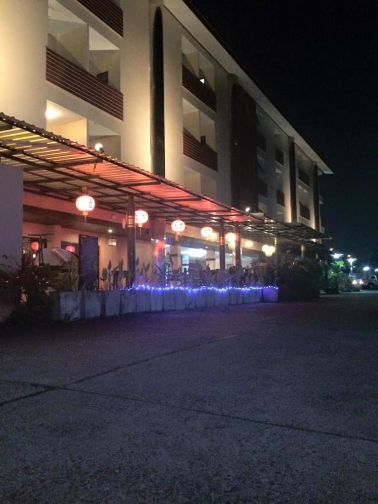 Chiangmai S.P. Hotel Чіангмай Екстер'єр фото