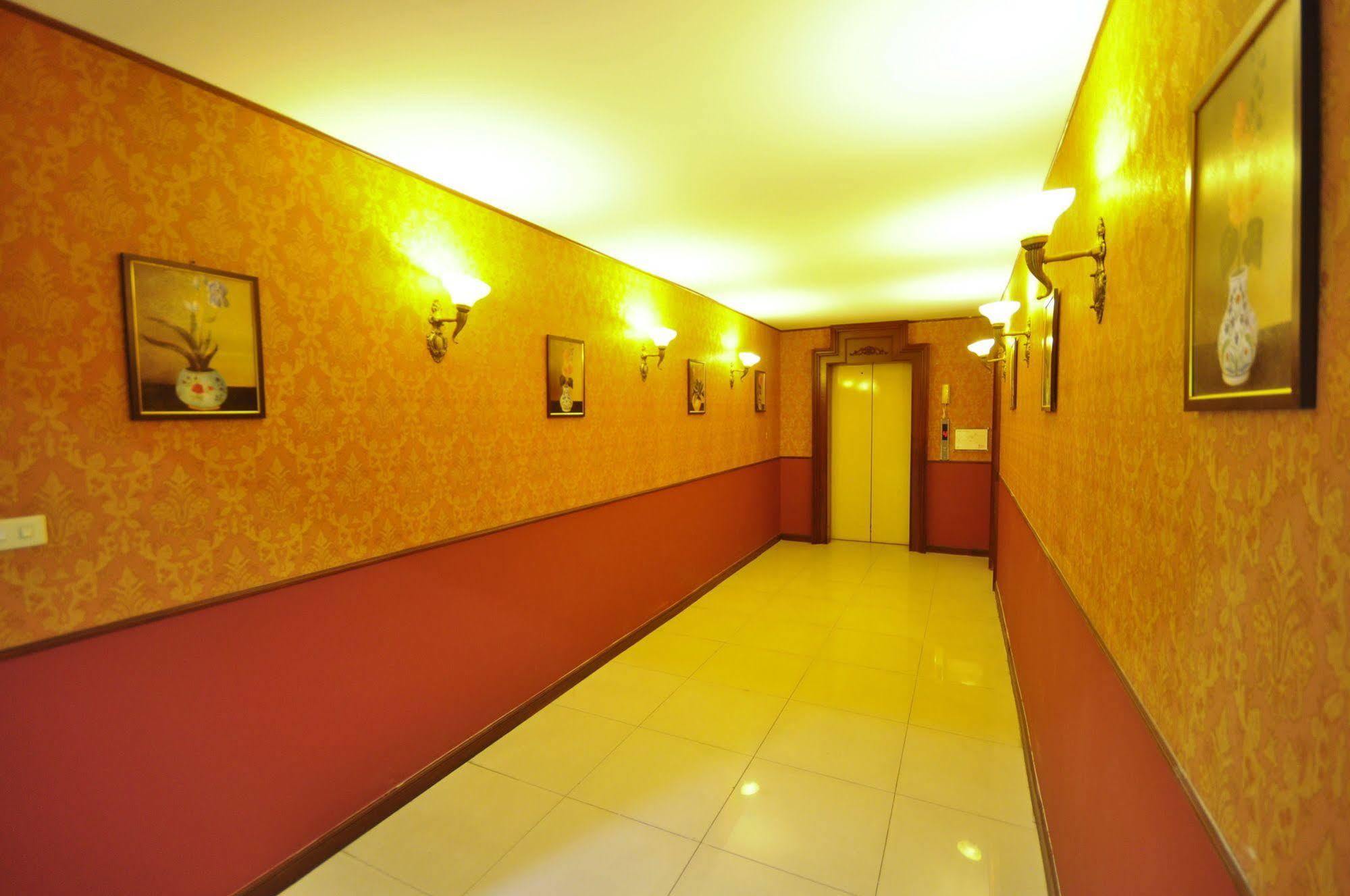 Chiangmai S.P. Hotel Чіангмай Екстер'єр фото
